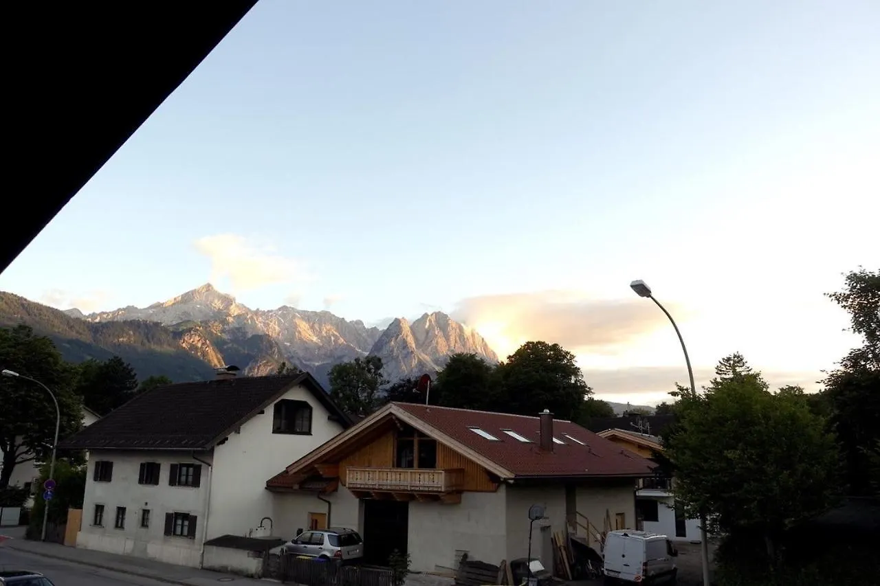 Loisachglueck Apartment Garmisch-Partenkirchen