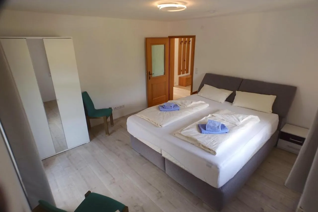 Loisachglueck Apartment Garmisch-Partenkirchen Germany
